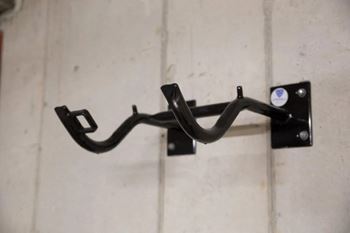 Bike storage & fix-it station